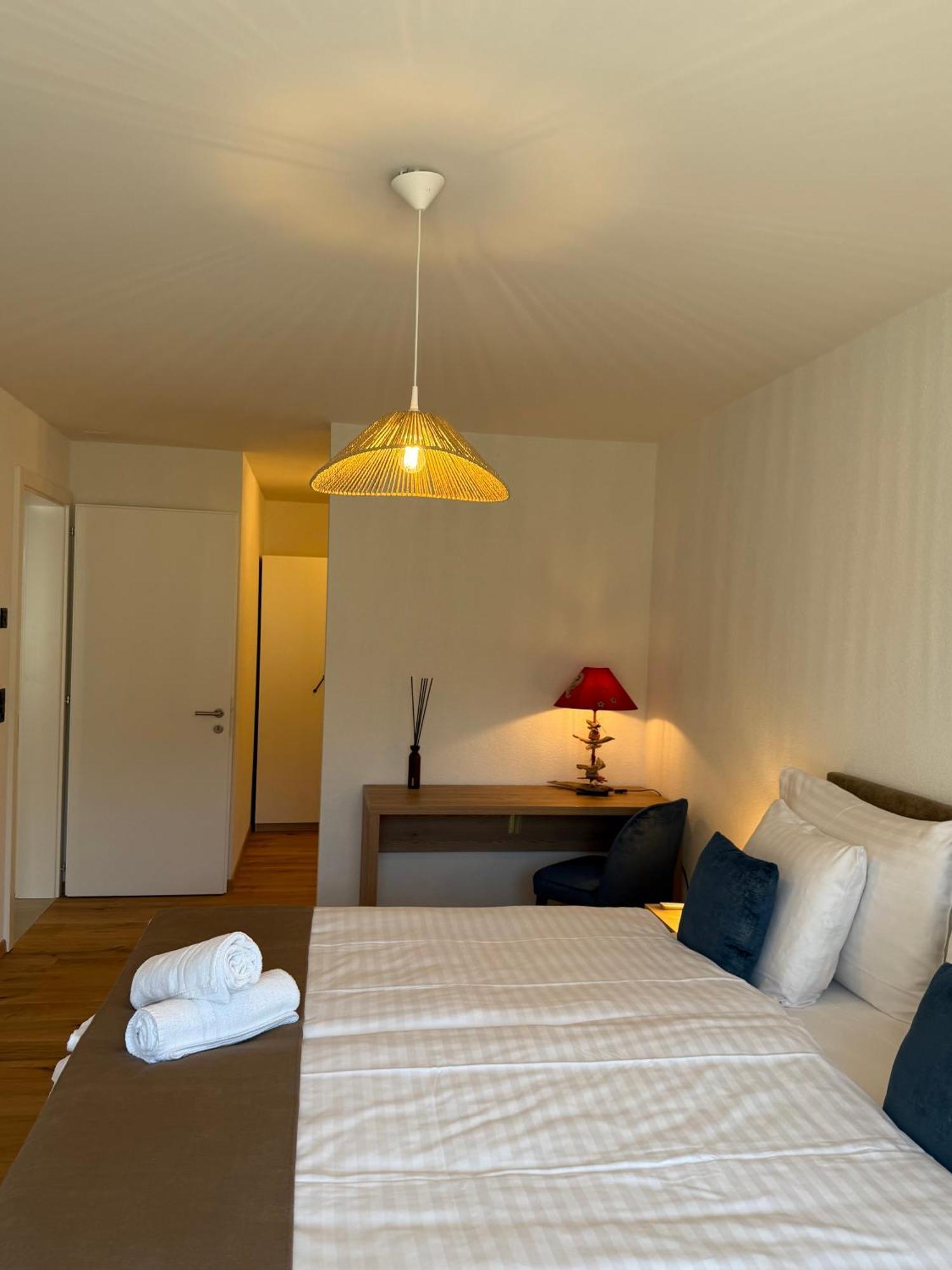 Boutique Hotel Corbetta - Spa 60M2 - La Montagne A 5 Minutes De L'Autoroute A12 Aux Paccots Sur Montreux - Nouveau Loft Familial - Profitez Du Lac Leman Et Des Montagnes En Meme Temps Les Paccots Exterior foto