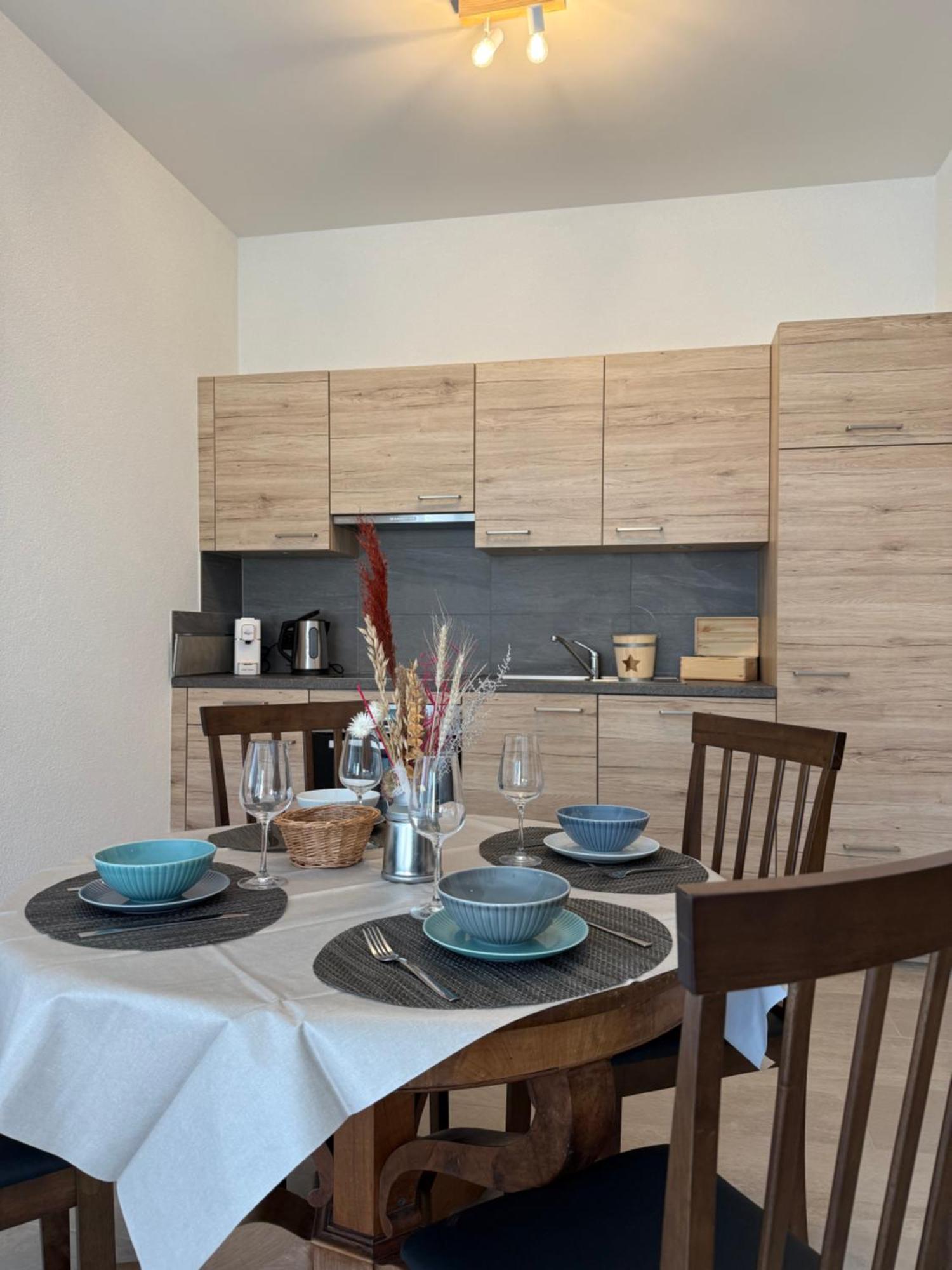 Boutique Hotel Corbetta - Spa 60M2 - La Montagne A 5 Minutes De L'Autoroute A12 Aux Paccots Sur Montreux - Nouveau Loft Familial - Profitez Du Lac Leman Et Des Montagnes En Meme Temps Les Paccots Exterior foto